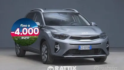 Usata Kia Stonic Style 79 CV (58 kW) 2025 Grigio scuro SUV