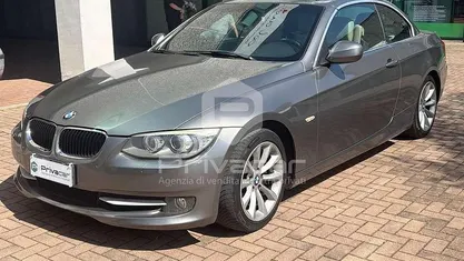 Usata BMW 320 Cabriolet Comfort Edition 184 CV (135 kW) 2011 Cabrio