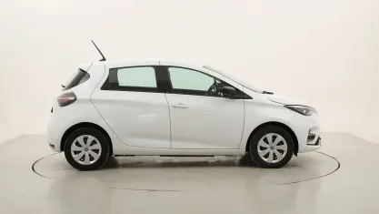 Usata Renault Zoe Life 50 kW (69 CV) 2022 Biancobianco Utilitaria
