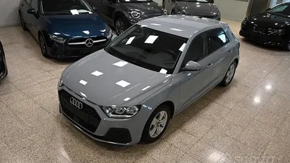 Usata Audi A1 Admired 95 CV (69 kW) 2022 Grigio SUV