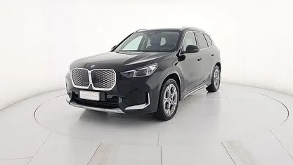 Begagnad BMW iX1 xLine 150 kW (204 HK) 2025 Svart SUV