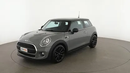Usata Mini ONE 102 CV (75 kW) 2017 Grigio Utilitaria