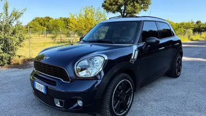 Usata Mini Cooper SD Countryman 143 CV (105 kW) 2011 Bluazzurro SUV