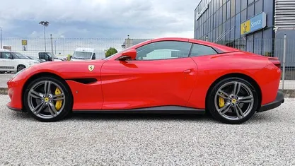 Usata Ferrari Portofino 600 CV (441 kW) 2019 Cabrio