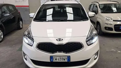 Bianco Usata 2015 Kia Carens Monovolume | 5700 € (Buon prezzo)