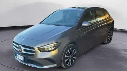 Usata Mercedes B250e Business 160 CV (117 kW) 2021 Grigio Monovolume