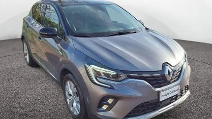 Usata 2022 Renault Captur Intens SUV | 18.900 € (Buon prezzo)