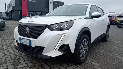 Usata Peugeot 2008 Active 102 CV (75 kW) 2021 SUV