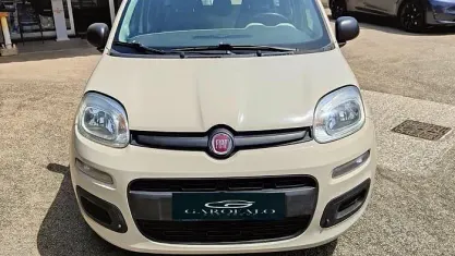 Usata Fiat Panda Lounge 69 CV (50 kW) 2016 Beige Utilitaria