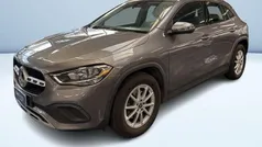 Grigio metallizzato Usata 2021 Mercedes GLA200 Business SUV | 30.900 € (Super prezzo)