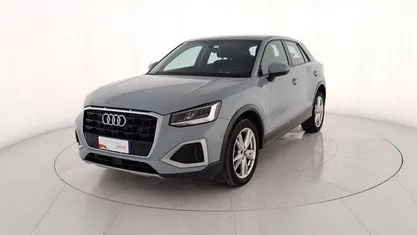 Grigio metallizzato Usata 2021 Audi Q2 Admired SUV | 25.600 € (Buon prezzo)