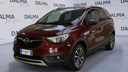 Usata Opel Crossland X Ultimate 99 CV (72 kW) 2018 Rosso SUV
