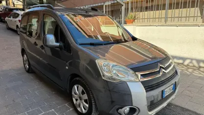 Usata Citroën Berlingo XTR 109 CV (80 kW) 2010 Grigio Monovolume