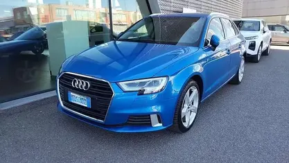 Usata Audi A3 Sport 110 CV (80 kW) 2018 Blu Berlina