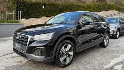 Käytetty Audi Q2 Business Plus 116 HP (85 kW) 2022 Musta Katumaasturi