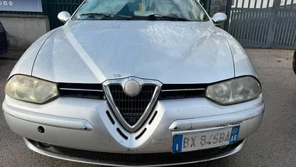 Grigio Usata 2001 Alfa Romeo 156 Distinctive Tre volumi | 500 € (Buon prezzo)