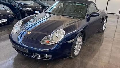 Begagnad Porsche Boxster 252 HK (185 kW) 2001 Blå Cab