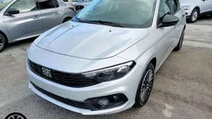 Argento Nuova 2024 Fiat Tipo Tre volumi | 17.500 € (Buon prezzo)