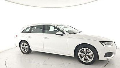Usado Audi A4 Advanced 136 CV (100 kW) 2023 Blanco Familiar