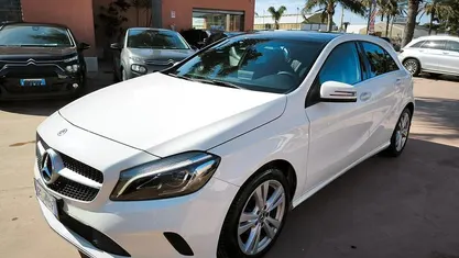 Usata Mercedes A180 108 CV (79 kW) 2018 Bianco Berlina