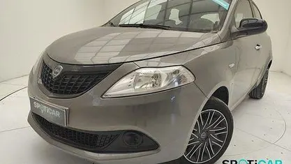 Usata Lancia Ypsilon S 69 CV (50 kW) 2024 Grigio Utilitaria