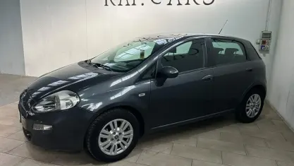 Usata Fiat Punto Lounge 75 CV (55 kW) 2015 Grigio Utilitaria