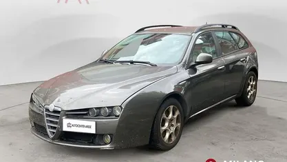 Grigio scuro / metallizzato Usata 2007 Alfa Romeo 159 Progression Station wagon | 2900 € (Ottimo prezzo)