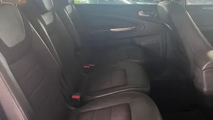 Argento Usata 2013 Ford S-MAX S Monovolume | 8000 € (Buon prezzo)