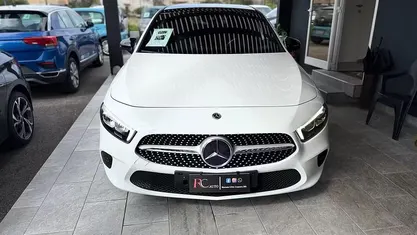 Usata Mercedes A180 Premium 115 CV (84 kW) 2020 Bianco Berlina