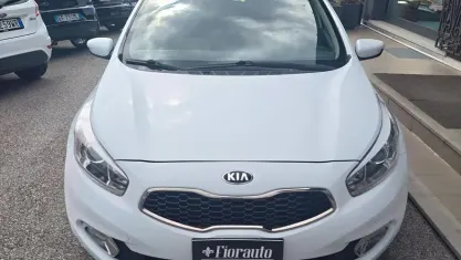 Usata Kia Ceed Sportswagon 110 CV (80 kW) 2015 Bianco Station wagon