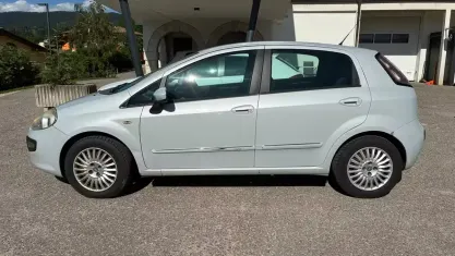 Usata Fiat Punto Evo Dynamic 75 CV (55 kW) 2011 Grigio Utilitaria
