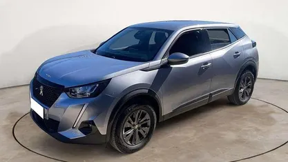 Grigio Usata 2021 Peugeot 2008 Active SUV | 18.300 € (Buon prezzo)