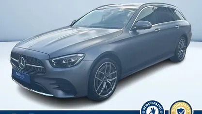 Grigio metallizzato Usata 2023 Mercedes E450 Premium Station wagon | 39.900 €