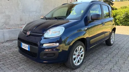 Usata Fiat Panda 80 CV (58 kW) 2015 Bluazzurro Utilitaria