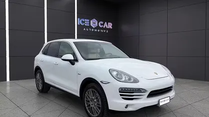 Usata Porsche Cayenne 245 CV (180 kW) 2012 Bianco SUV