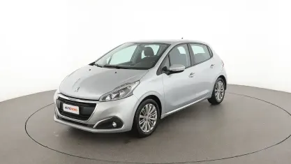 Usata Peugeot 208 Active 82 CV (60 kW) 2018 Argento Utilitaria