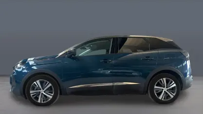 Usata Peugeot 3008 Allure 181 CV (133 kW) 2022 Blue celebes SUV