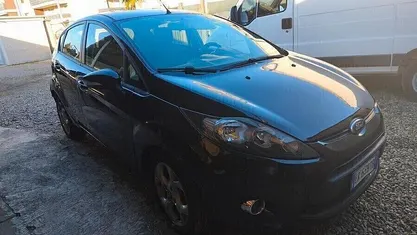 Usata Ford Fiesta Titanium 70 CV (51 kW) 2011 Utilitaria