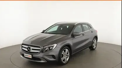 Usata Mercedes GLA200 136 CV (100 kW) 2016 Grigio SUV