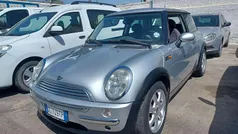 Argento Usata 2005 Mini ONE Due volumi | 3500 € (Buon prezzo)