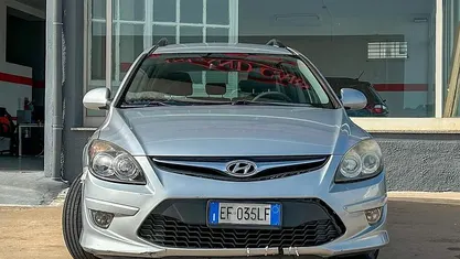 Usata Hyundai i30 Comfort 109 CV (80 kW) 2011 Station wagon