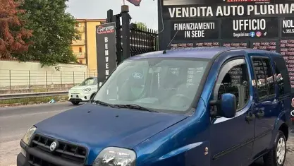 Usata Fiat Doblò 69 CV (50 kW) 2004 Bluazzurro Monovolume