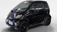 Usata 2004 Smart ForTwo Coupé Pure Due volumi | 2900 €
