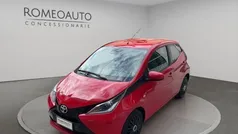 Rosso pastello Usata 2018 Toyota Aygo Cool Due volumi | 8200 € (Buon prezzo)