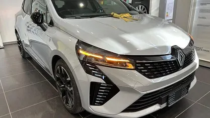 Usata 2025 Renault Clio V Techno Utilitaria | 19.800 € (Buon prezzo)