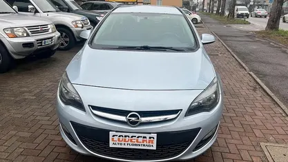 Usata Opel Astra S 136 CV (100 kW) 2016 Grigio Station wagon