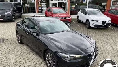 Nero Usata 2017 Alfa Romeo Giulia Tre volumi | 17.990 € (Super prezzo)