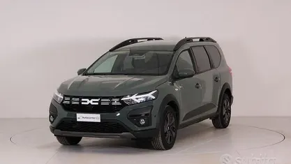 Verde Usata 2025 Dacia Jogger Expression Monovolume | 19.900 € (Buon prezzo)