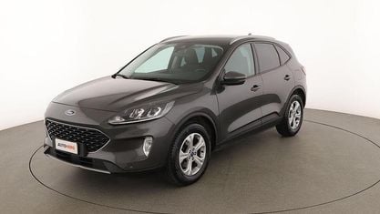 Usado Ford Kuga 120 CV (88 kW) 2021 Gris SUV