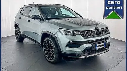 Käytetty Jeep Compass Trailhawk 240 HP (176 kW) 2023 Vihreä Katumaasturi